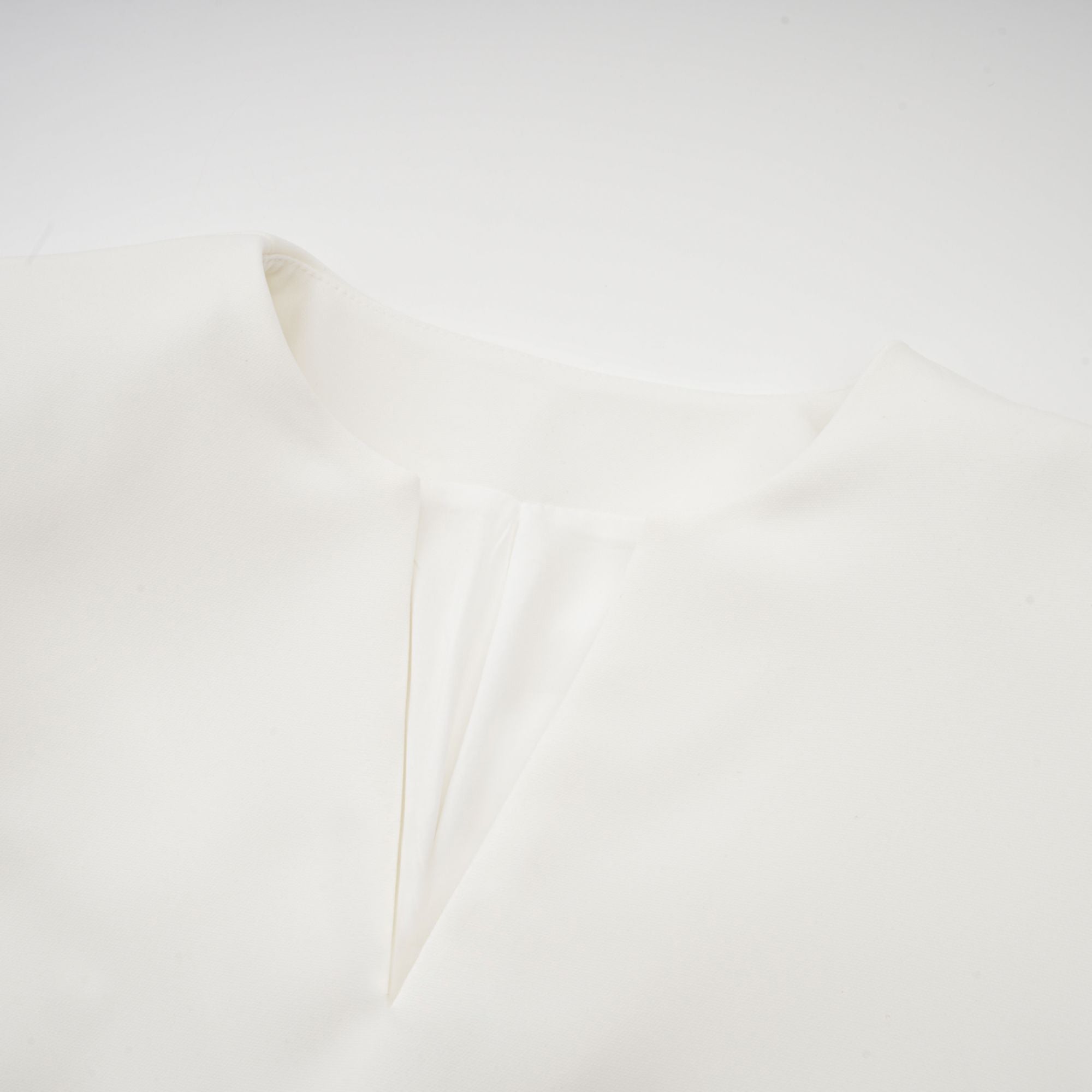Hilaire white 3d-petal top & skirt matching set (Final Sale-US Only)