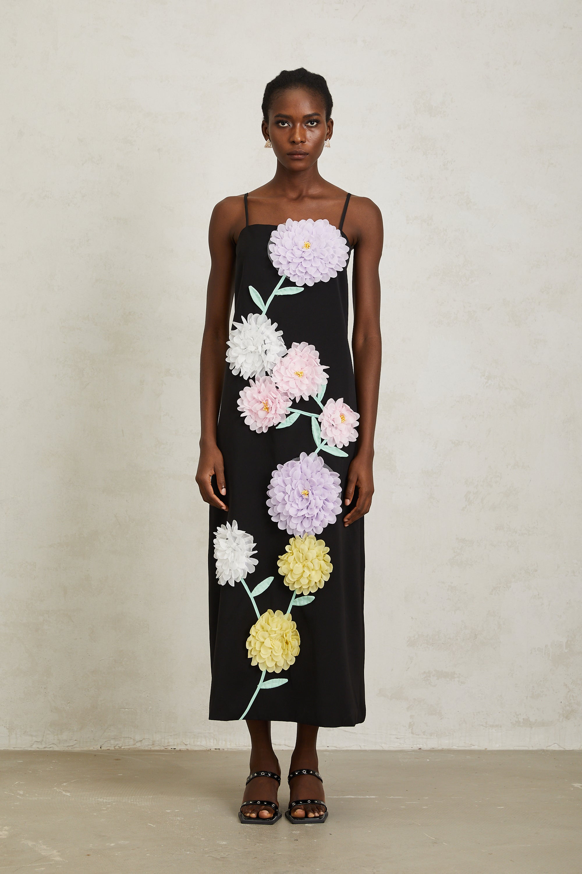 Véronique Black 3D Petal Sleeveless Midi Dress (Final Sale-US Only)