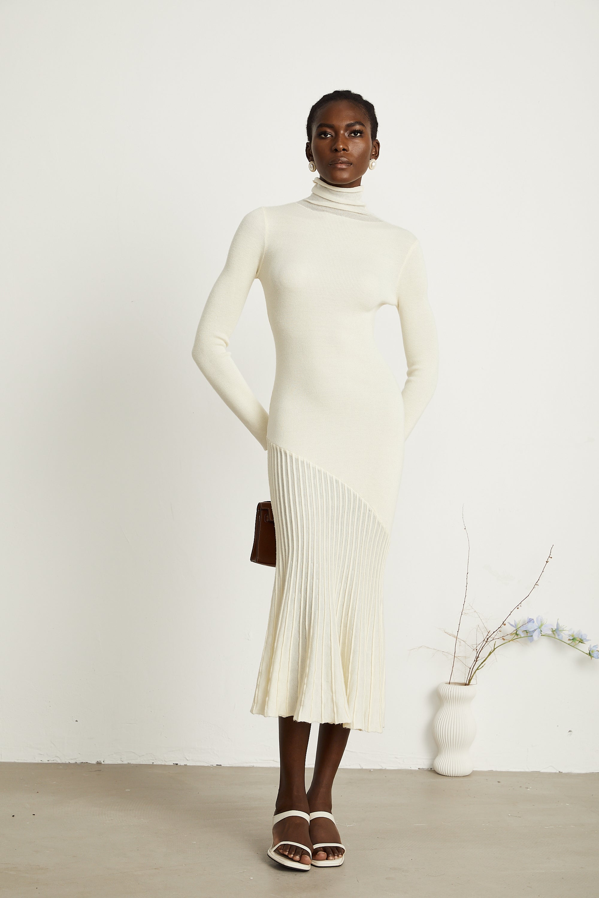 Émeline white knitted pleated midi dress (Final Sale)