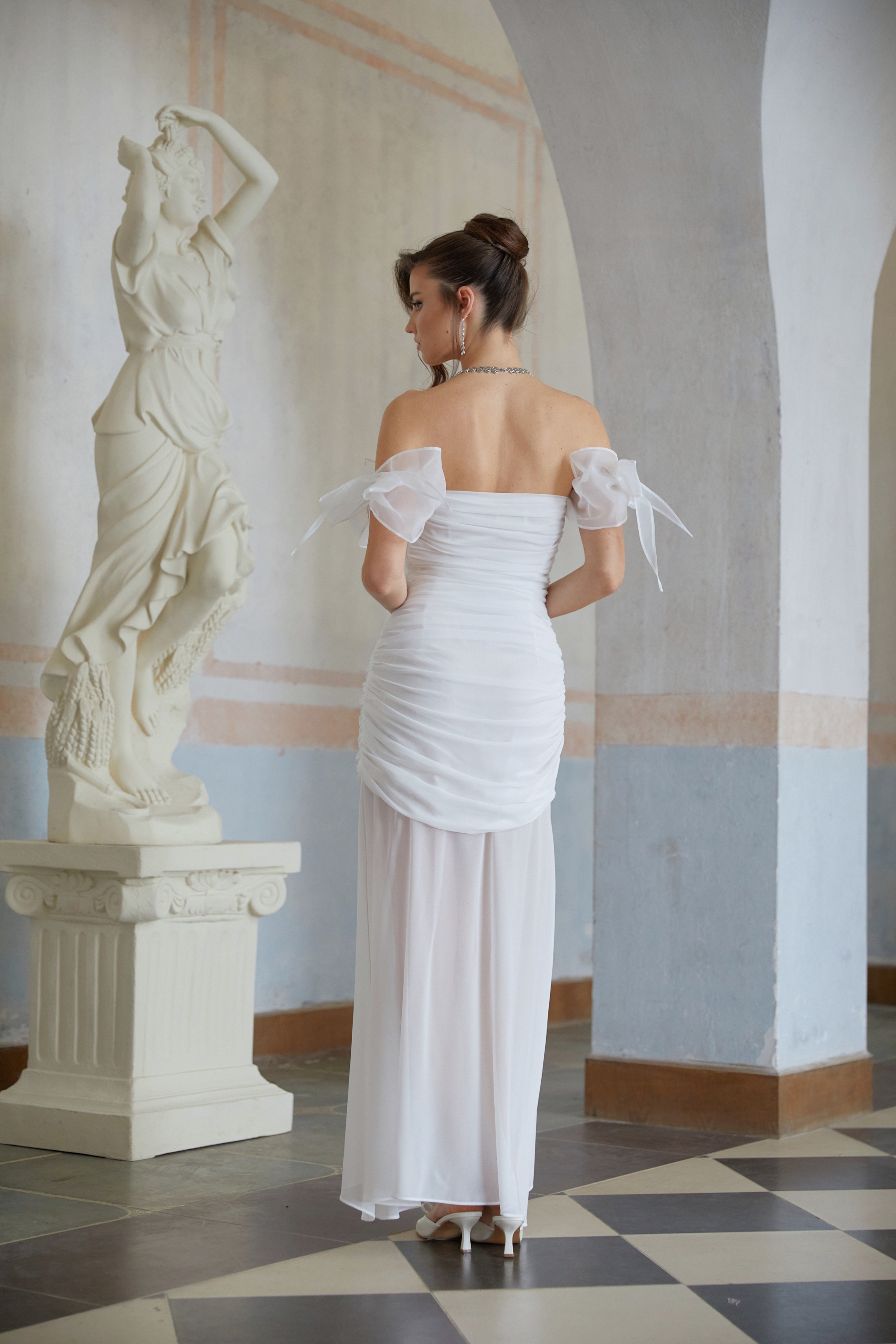 Brandusa White Bowknot Ruched Chiffon Midi Dress (Final Sale)