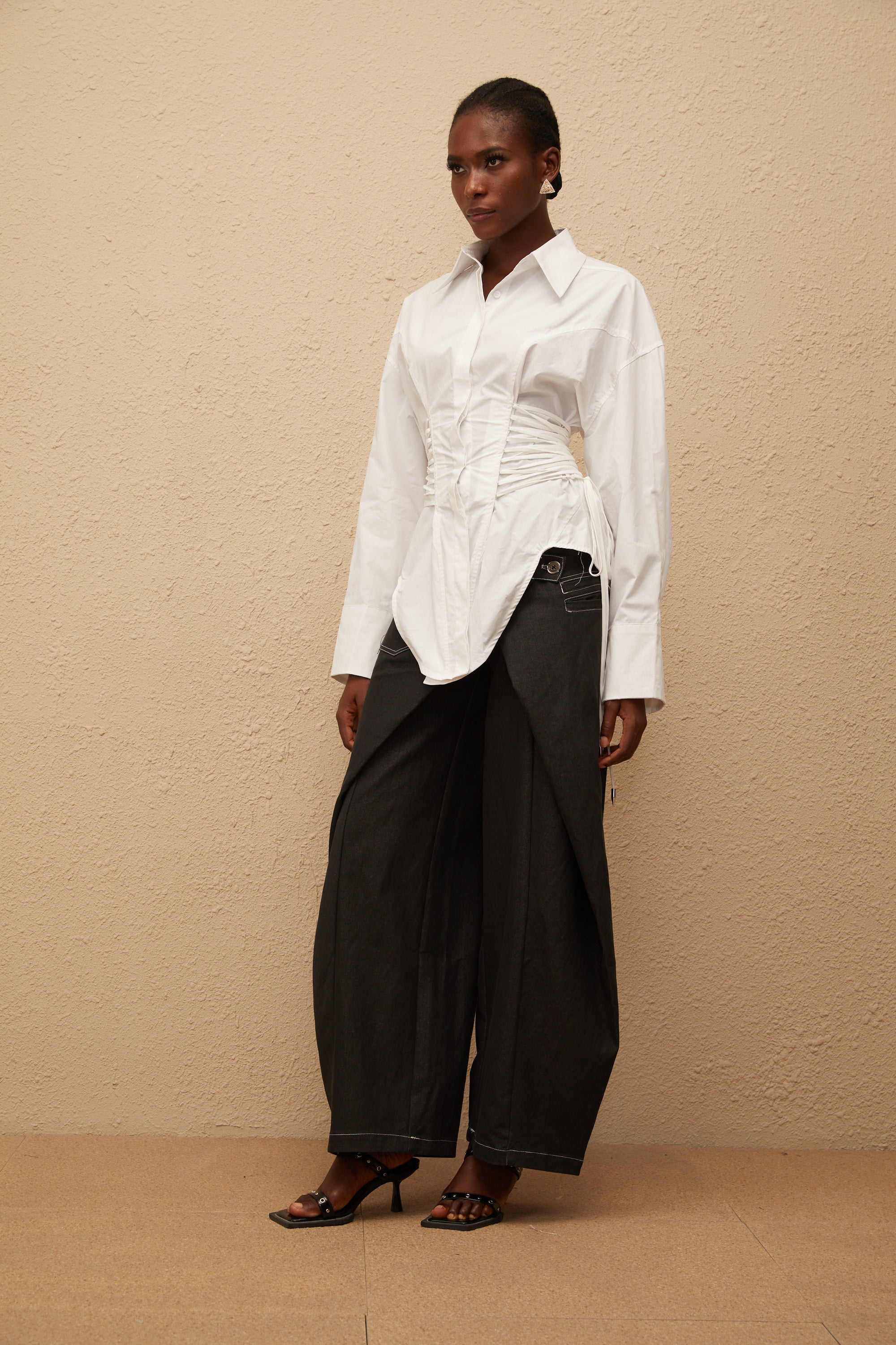 Bérénice White Curved Lace Up Shirt (Final Sale-US Only)