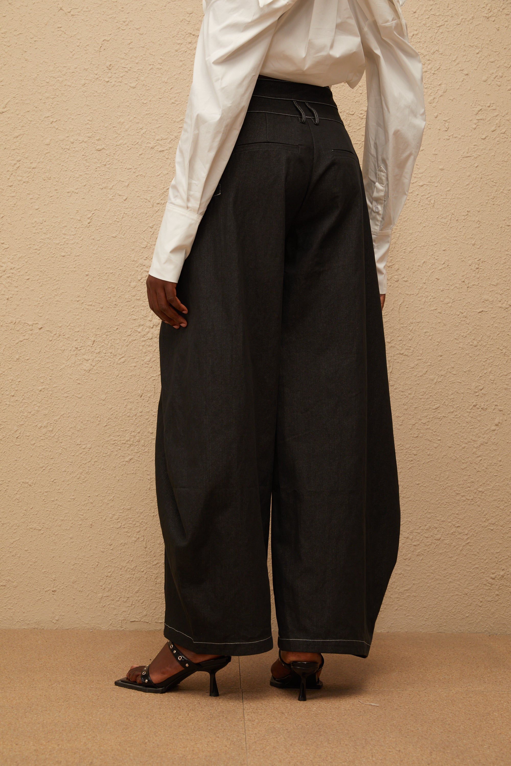 Emma Black Deconstructed Baggy Jeans