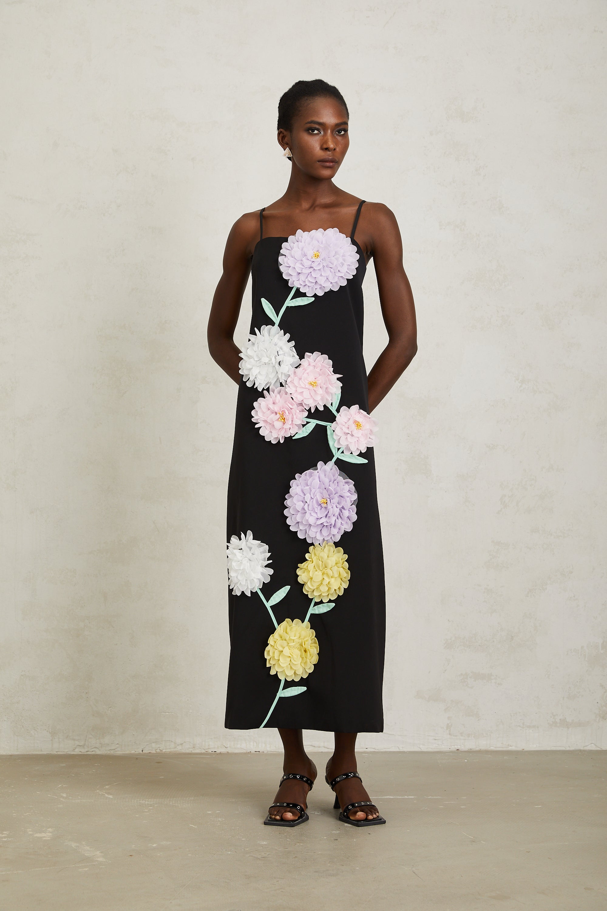 Véronique Black 3D Petal Sleeveless Midi Dress (Final Sale-US Only)