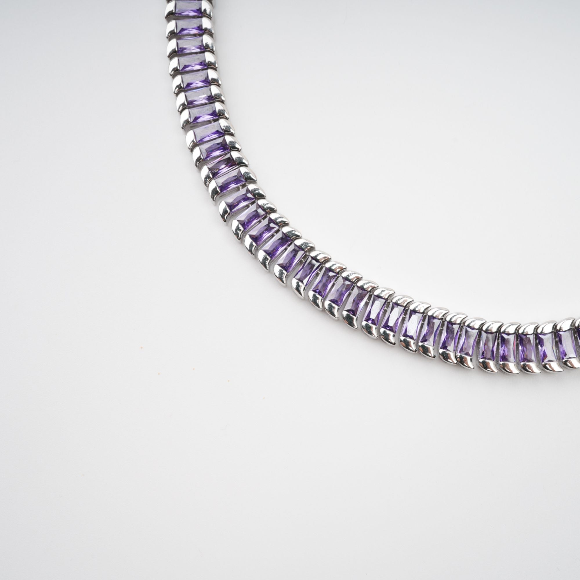 Isoline Light Purple Crystal Embellished Necklace (Final Sale)