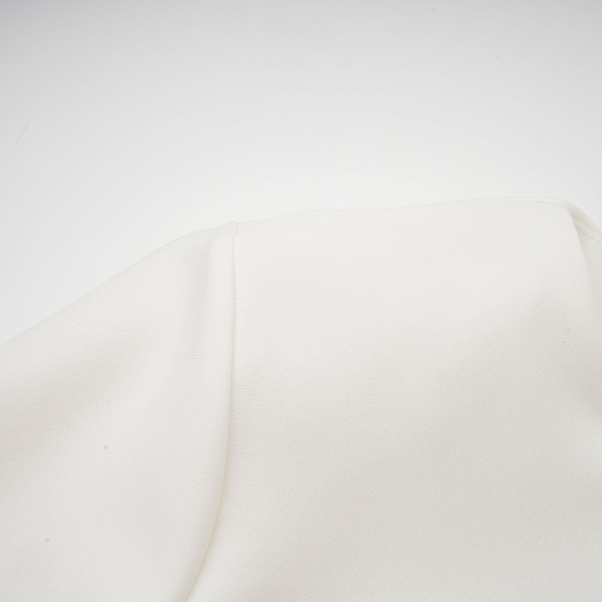 Hilaire white 3d-petal top & skirt matching set (Final Sale)