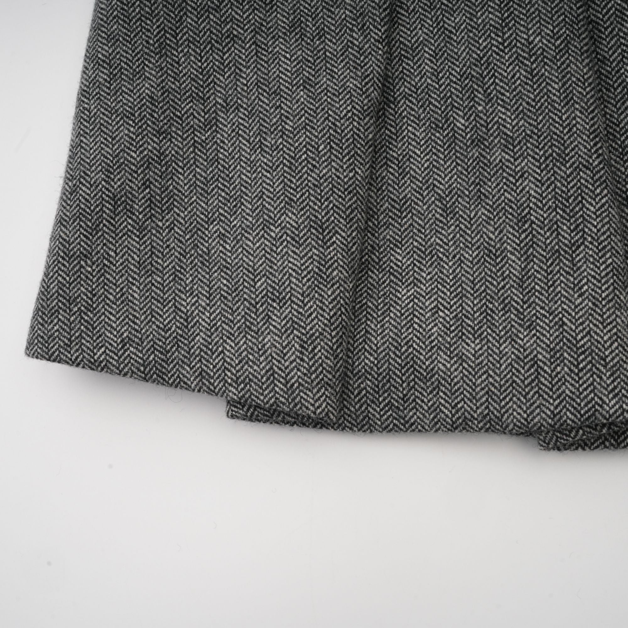 Agathe Grey Herringbone Top & Shorts Matching Set