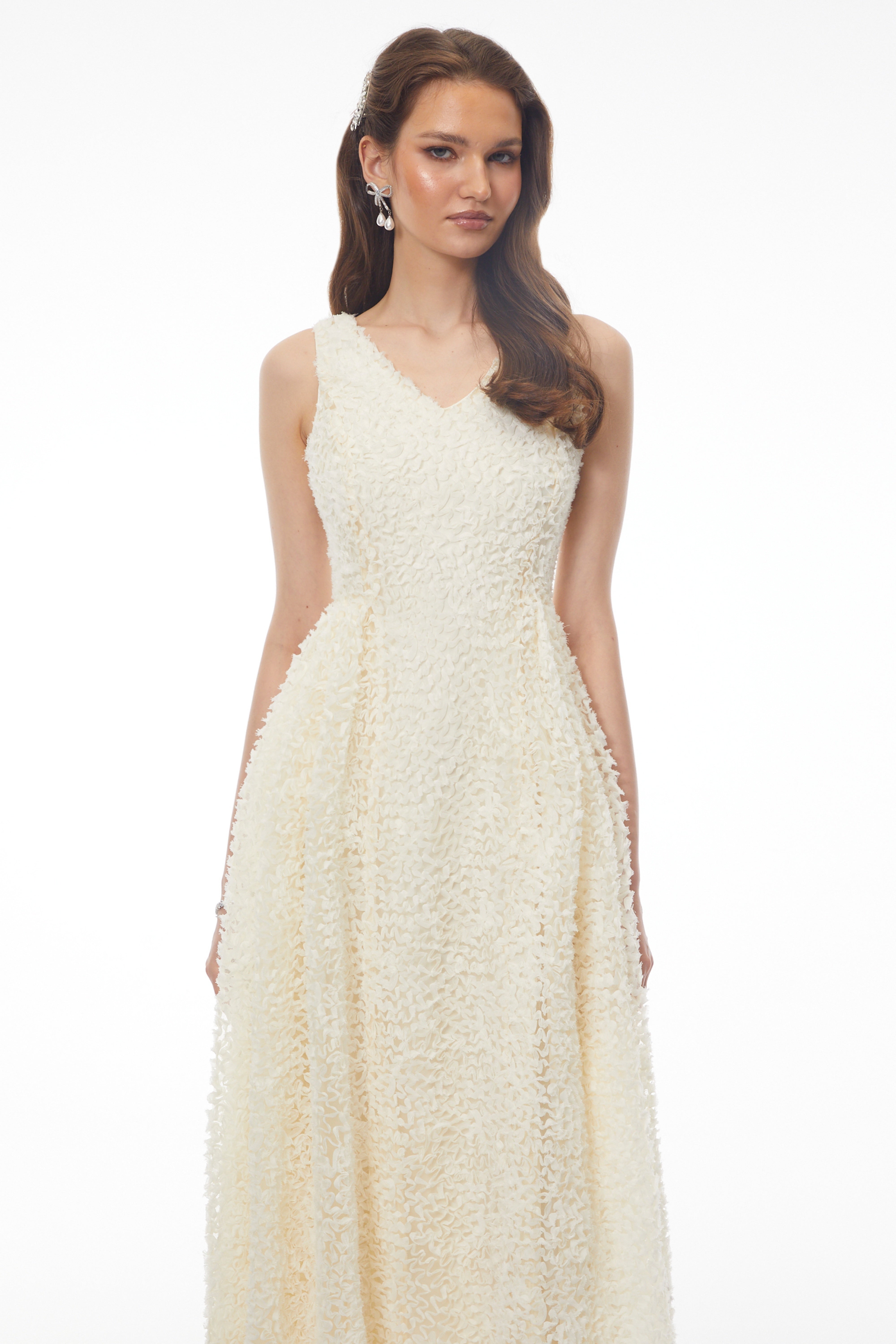 Luciana White Sleeveless Midi Dress with Fitted Bodice (Final Sale)