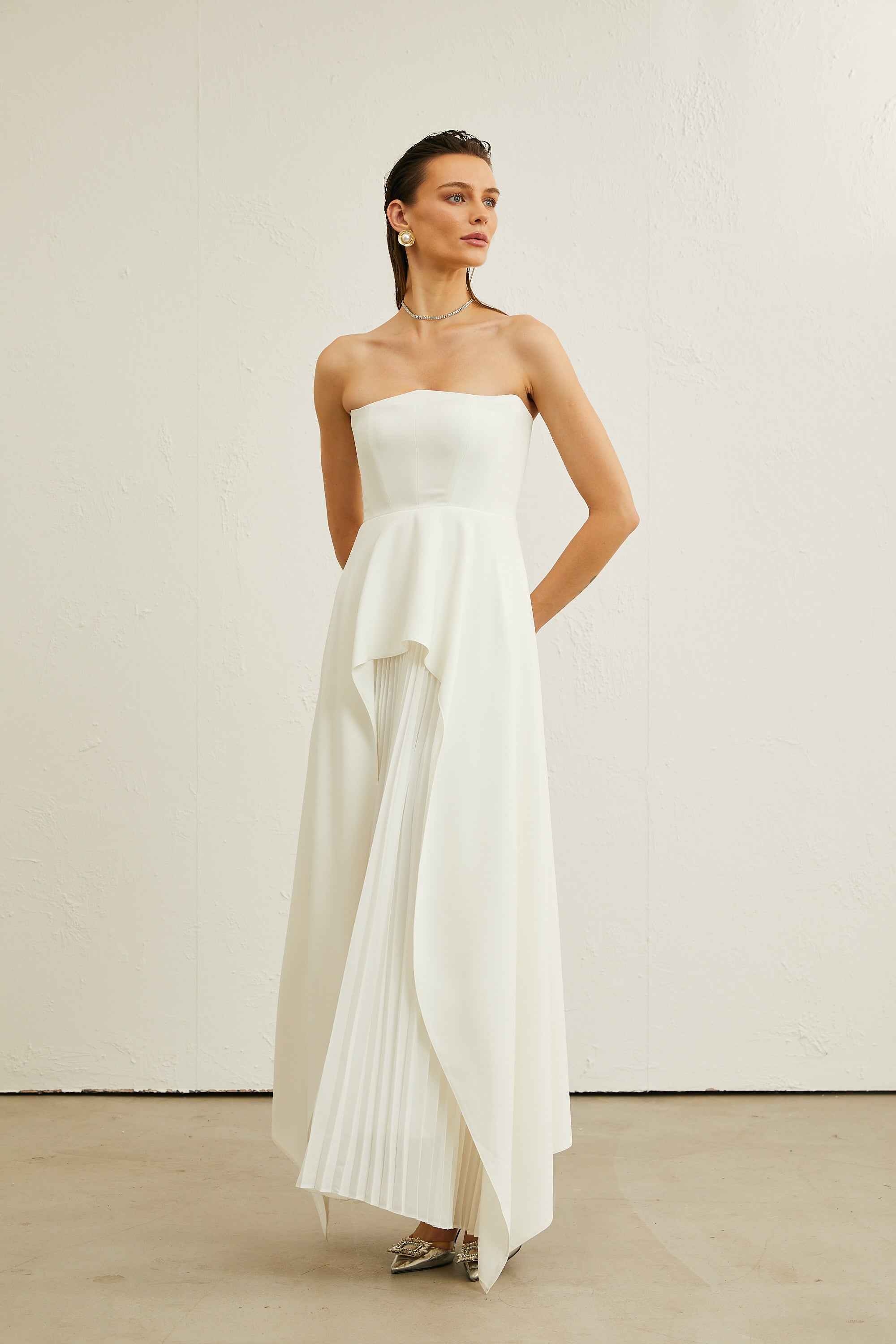 Vanessa white pleated off-shoulder maxi dress（Final Sale）