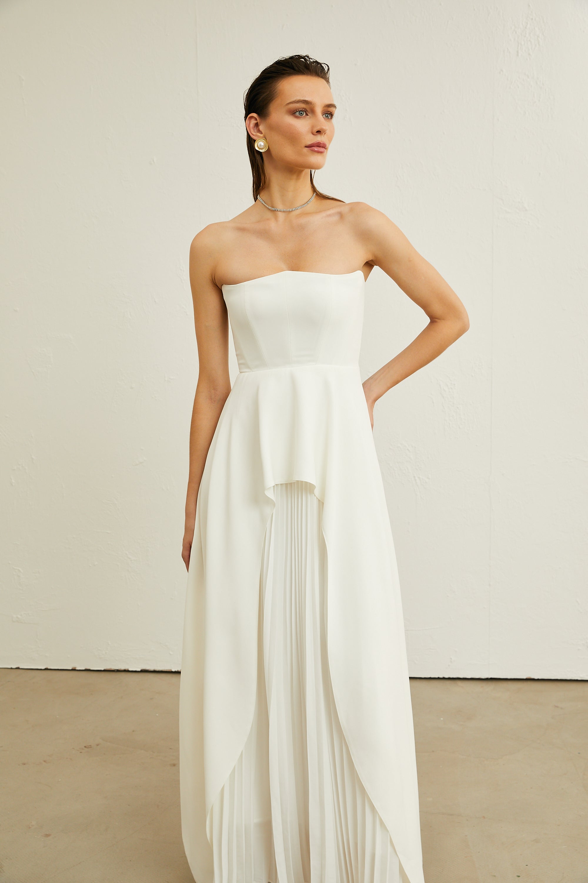 Vanessa white pleated off-shoulder maxi dress（Final Sale）
