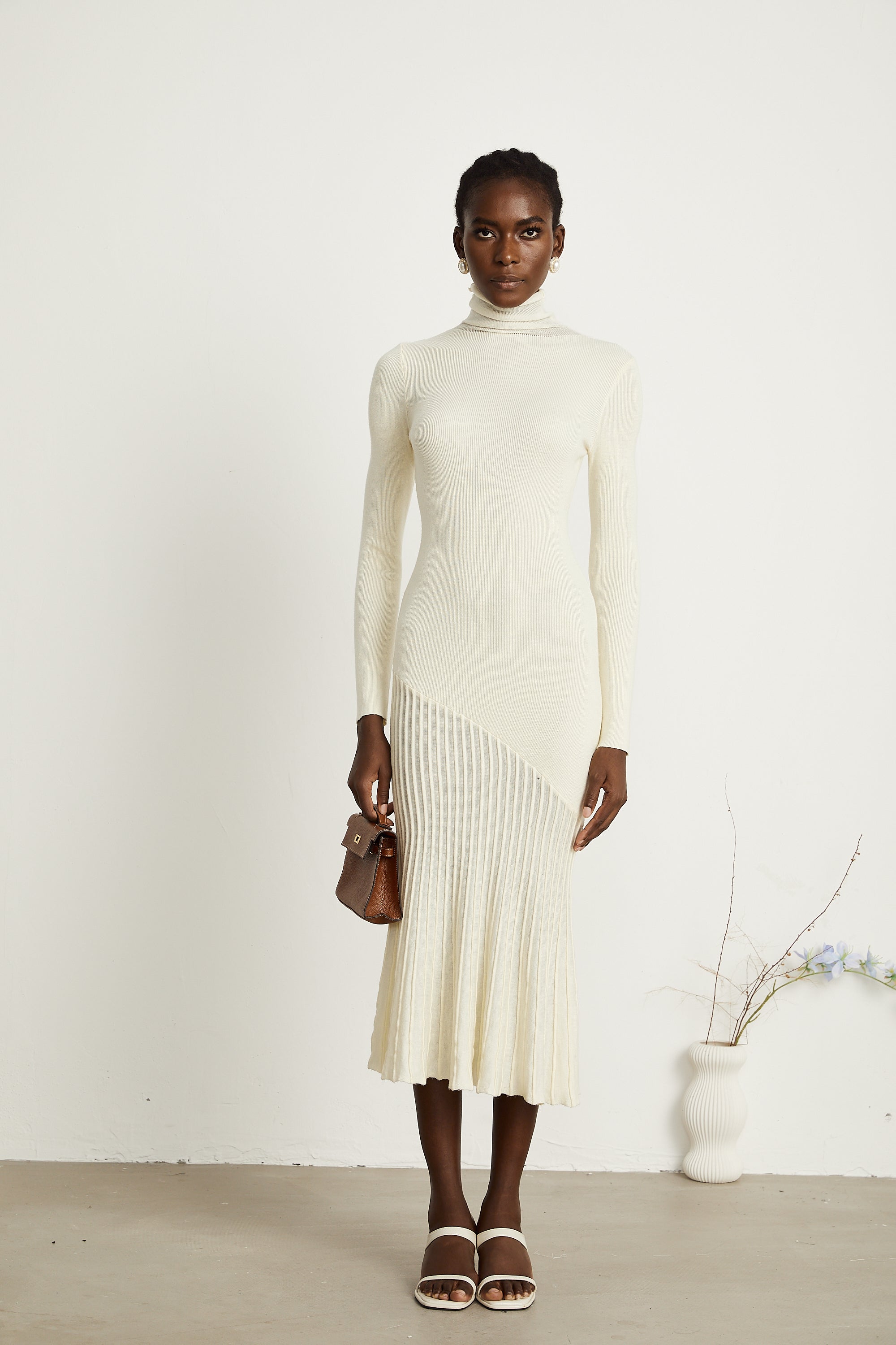 Émeline white knitted pleated midi dress (Final Sale)