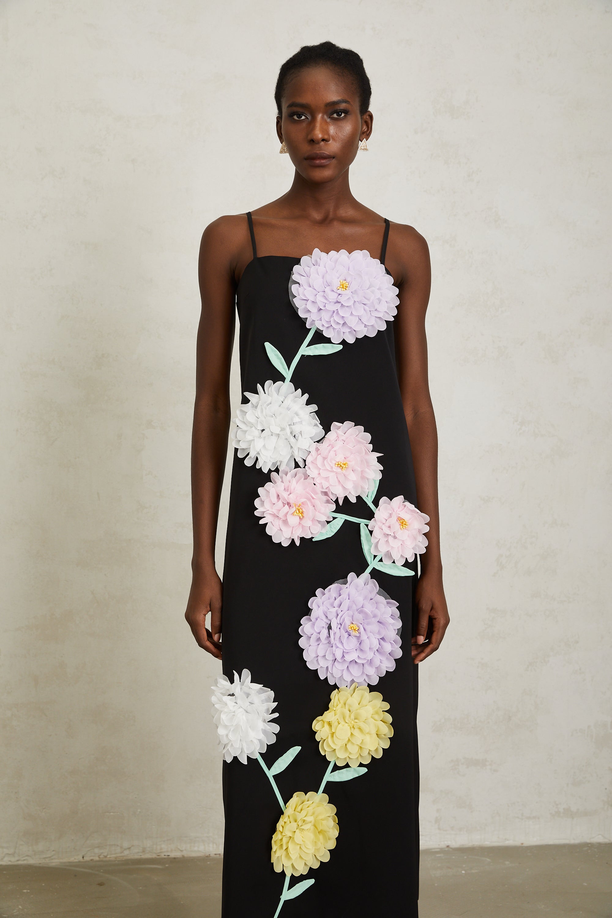 Véronique Black 3D Petal Sleeveless Midi Dress (Final Sale-US Only)