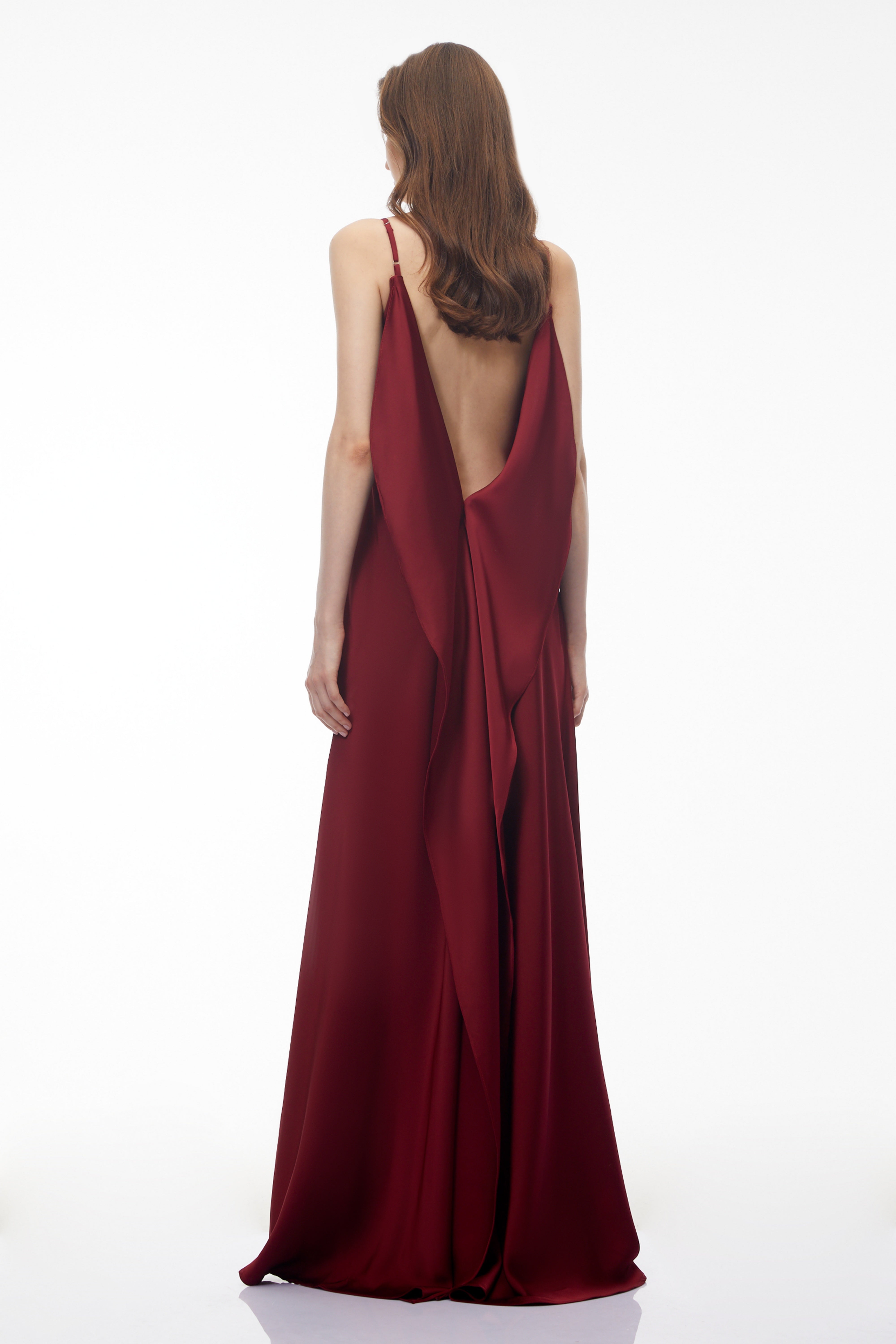 Antónia Red Crew Neck Backless Maxi Dress (Final Sale)