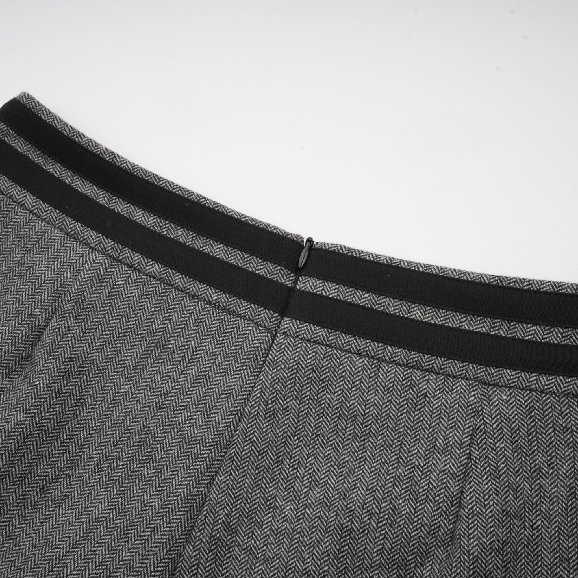 Agathe Grey Herringbone Top & Shorts Matching Set