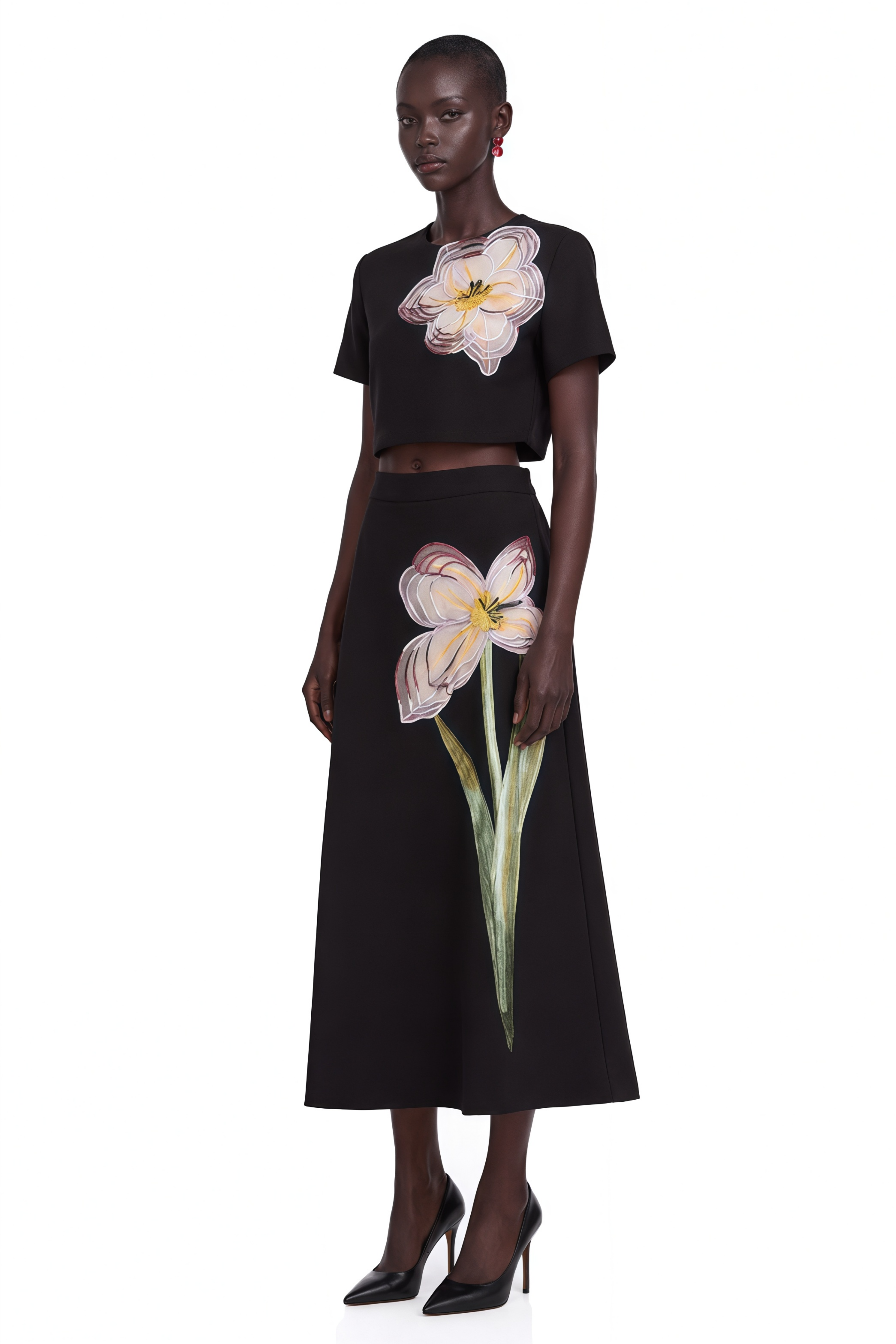 Black short-sleeve crop top and maxi skirt set with large floral embroidery
