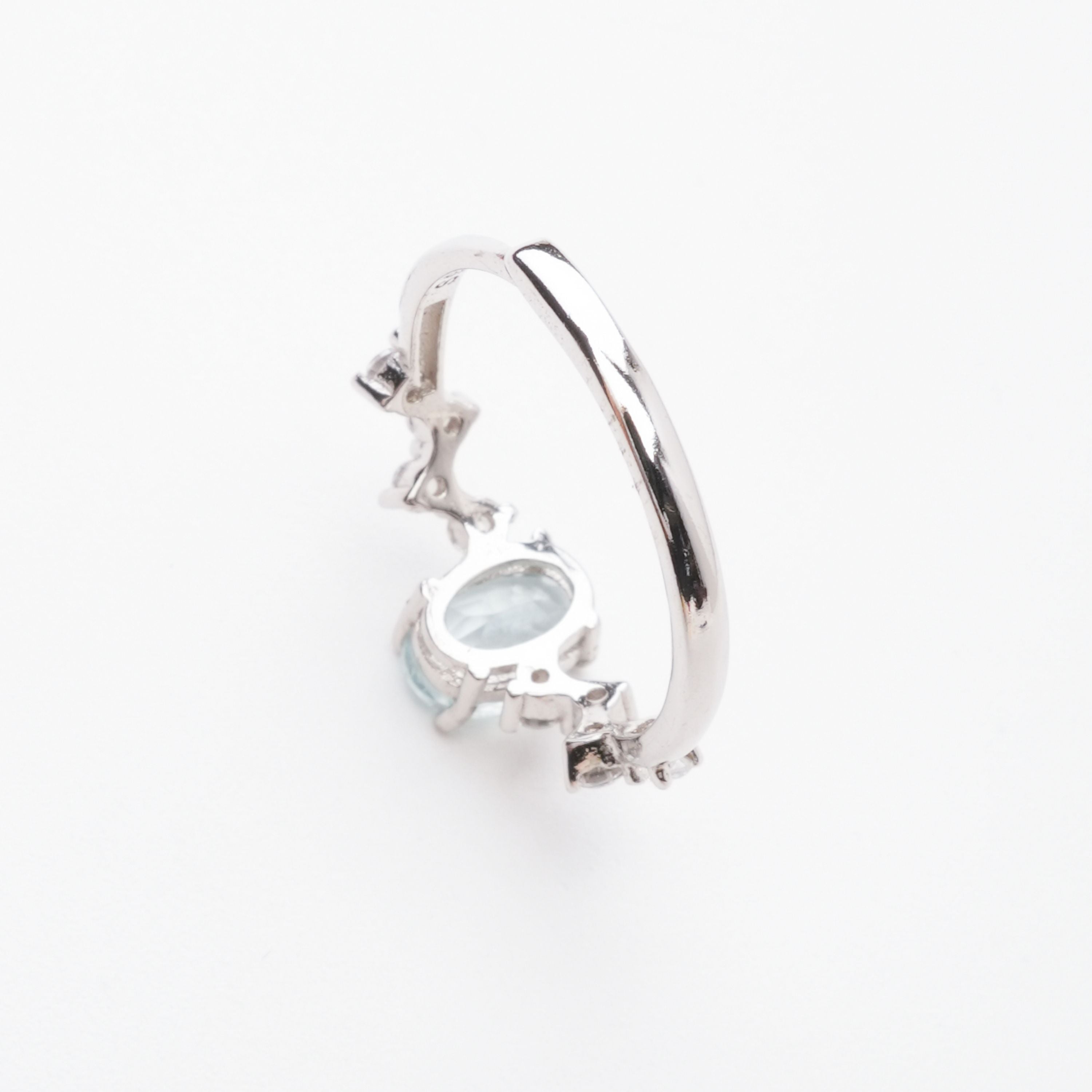 Marina Aquamarine Oval Cut Cluster Crystal Sterling Silver Ring